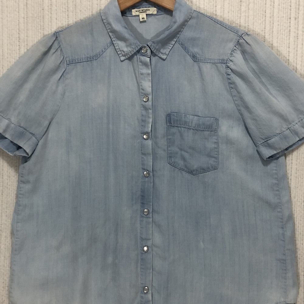 Max Studio London Womens XS Blue Chambray Short Sleeve Western Button Down Top‎